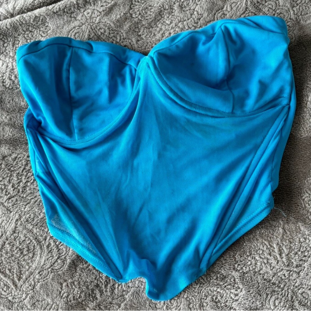 Tiger Mist Aqua Strapless top